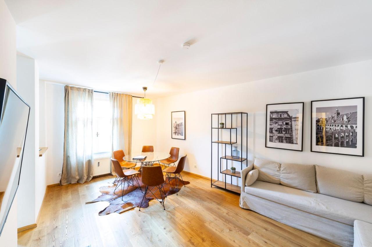 Apartments Am Glockenspielplatz กราซ ภายนอก รูปภาพ