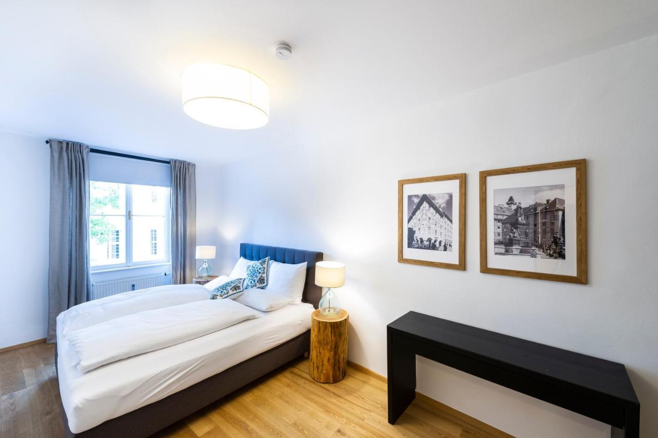 Apartments Am Glockenspielplatz กราซ ภายนอก รูปภาพ