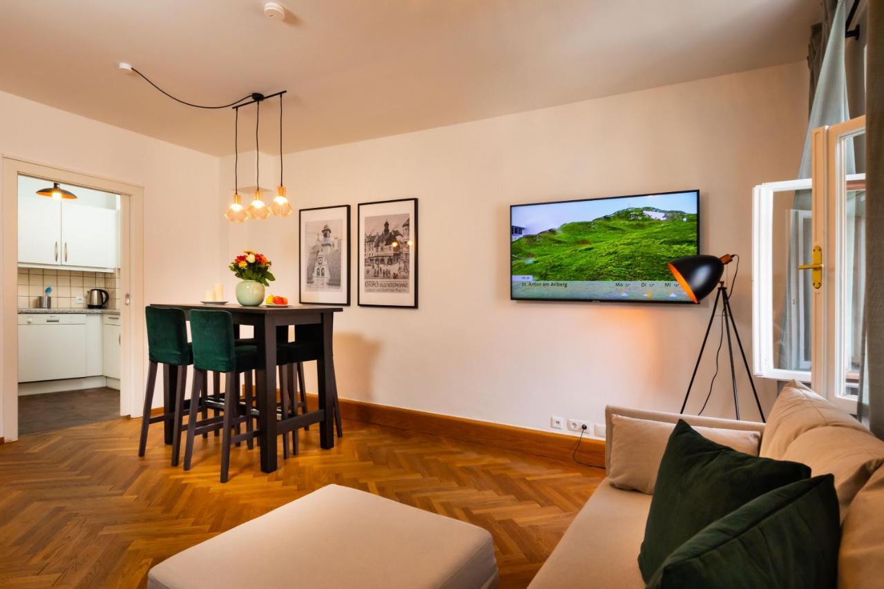 Apartments Am Glockenspielplatz กราซ ภายนอก รูปภาพ